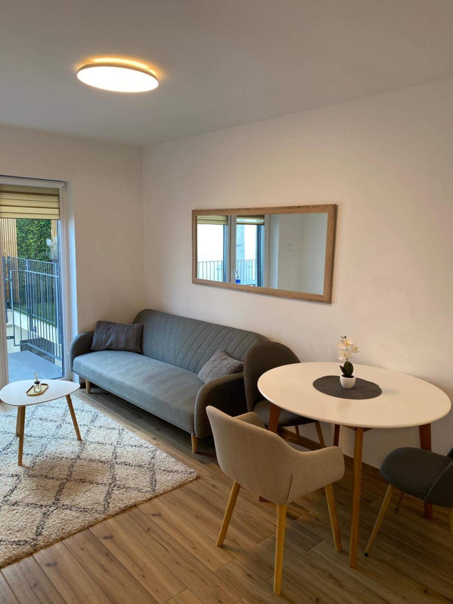 R77 Apartment Downtown - Penthouse Budapesta Exterior foto