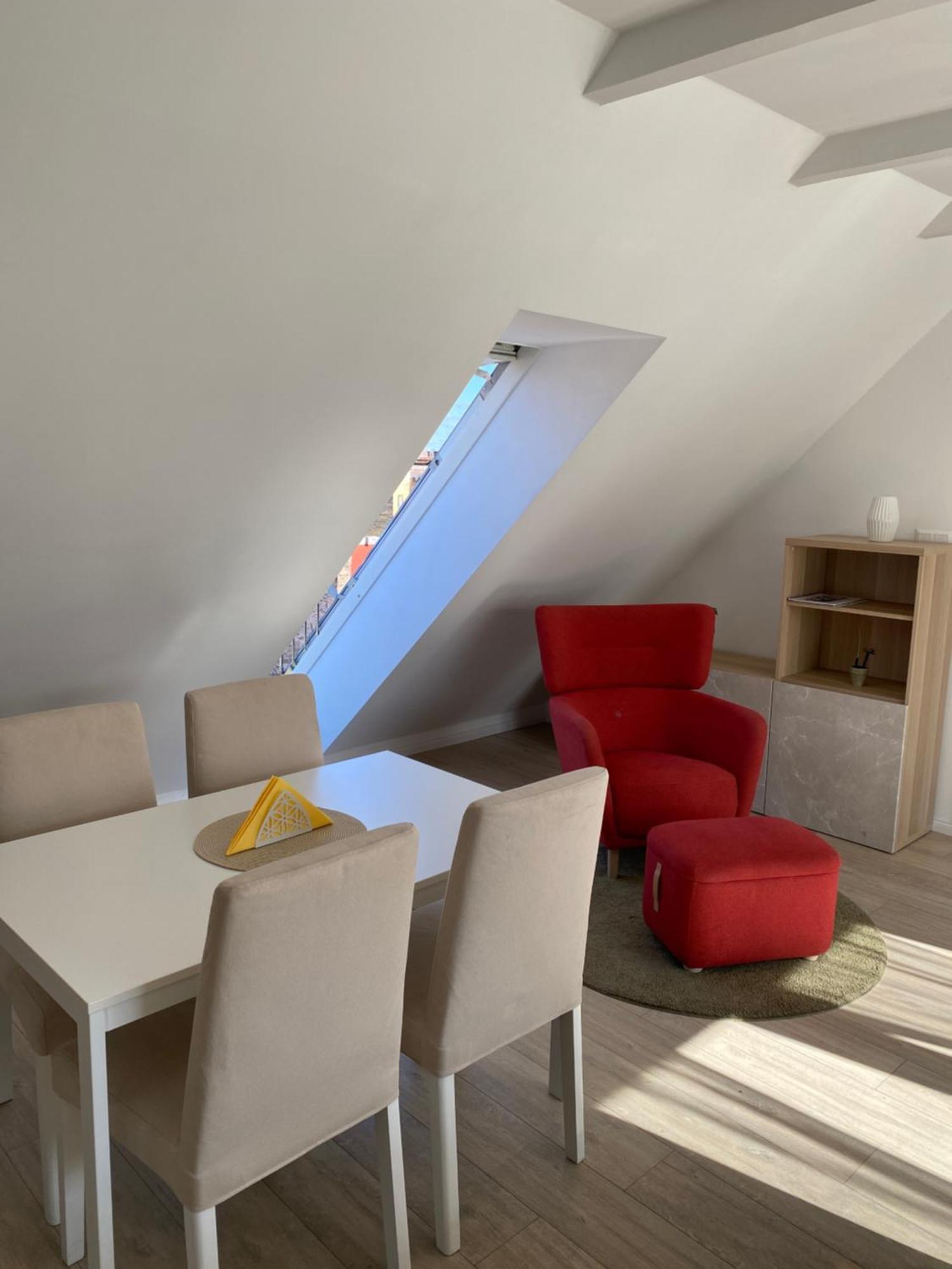 R77 Apartment Downtown - Penthouse Budapesta Exterior foto