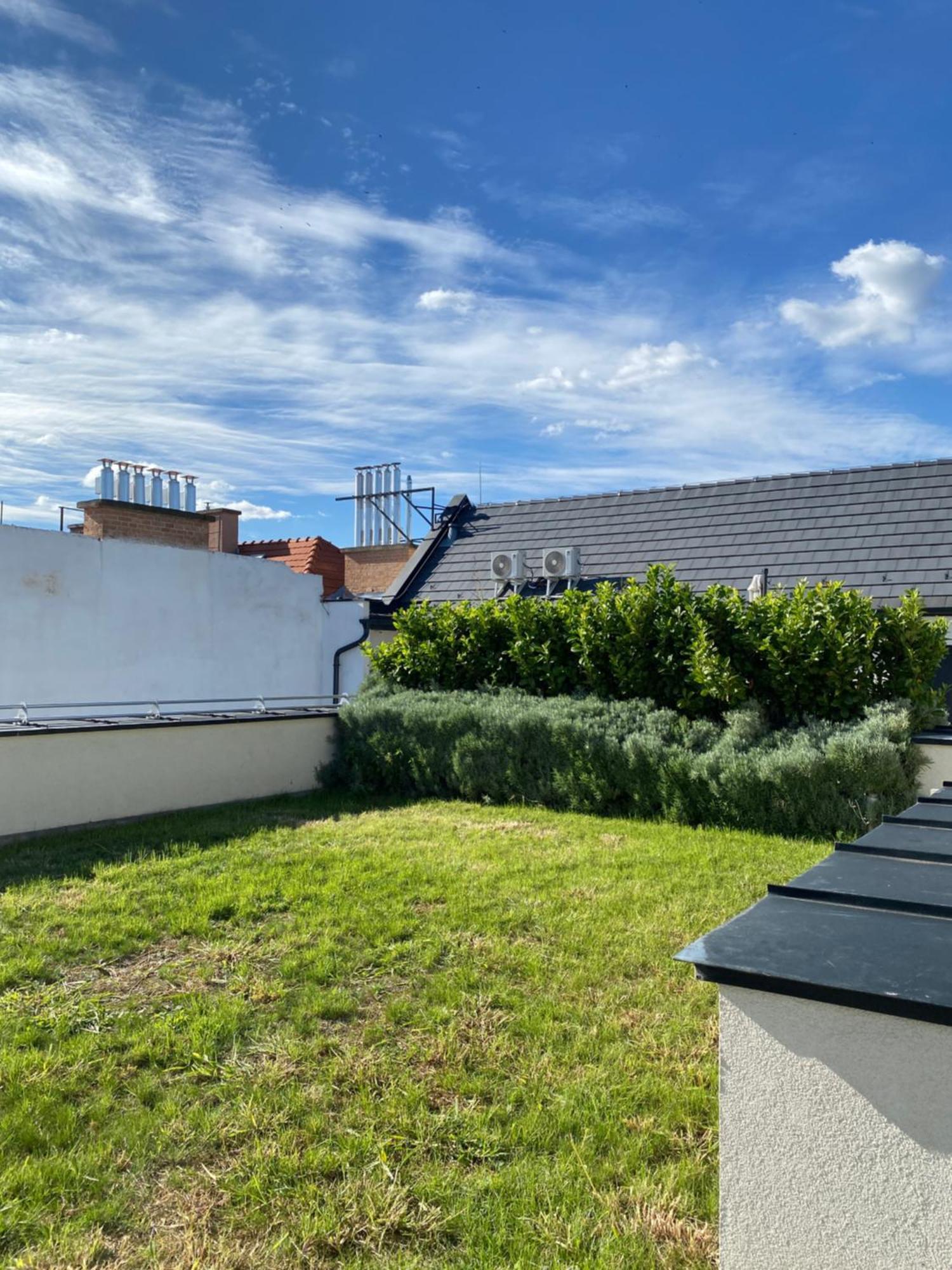 R77 Apartment Downtown - Penthouse Budapesta Exterior foto